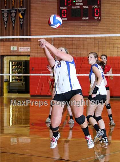 Thumbnail 1 in Foothill @ Carondelet photogallery.