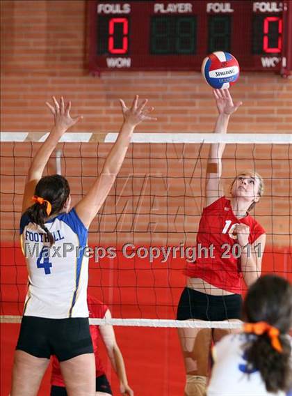 Thumbnail 3 in Foothill @ Carondelet photogallery.