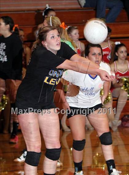 Thumbnail 1 in Foothill @ Carondelet photogallery.