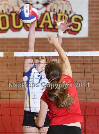 Thumbnail 2 in Foothill @ Carondelet photogallery.
