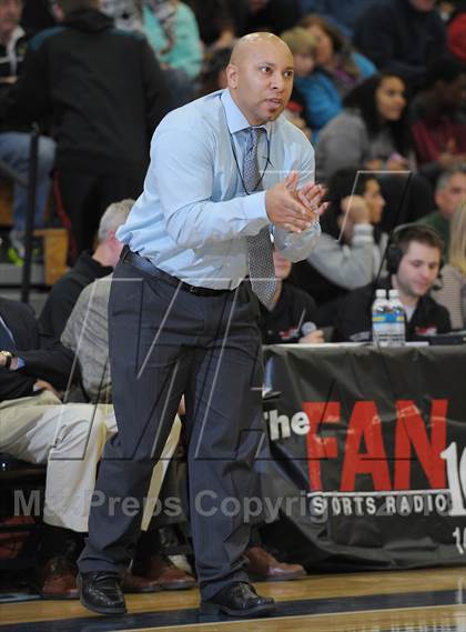 Thumbnail 3 in Jesuit vs. Tigard (Les Schwab Invitational) photogallery.