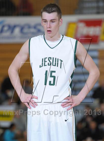 Thumbnail 3 in Jesuit vs. Tigard (Les Schwab Invitational) photogallery.