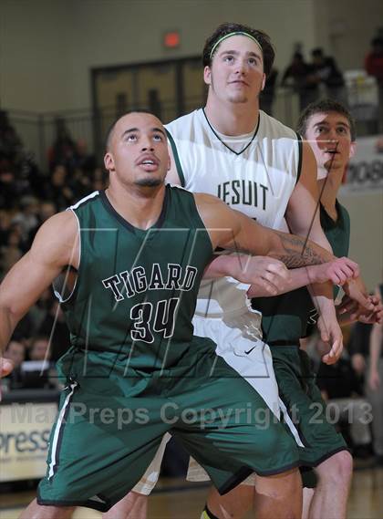 Thumbnail 3 in Jesuit vs. Tigard (Les Schwab Invitational) photogallery.