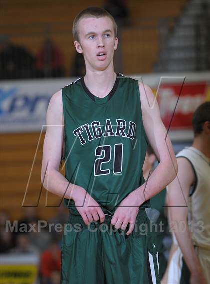 Thumbnail 3 in Jesuit vs. Tigard (Les Schwab Invitational) photogallery.