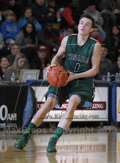 Thumbnail 2 in Jesuit vs. Tigard (Les Schwab Invitational) photogallery.