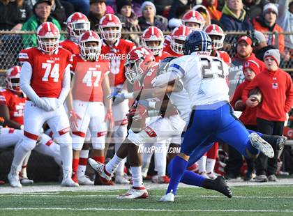 Thumbnail 3 in Lincoln-Way East vs Marist (IHSA Class 8A Semifinal) photogallery.