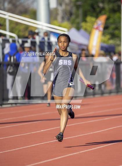 Thumbnail 2 in Covina Invitational  photogallery.