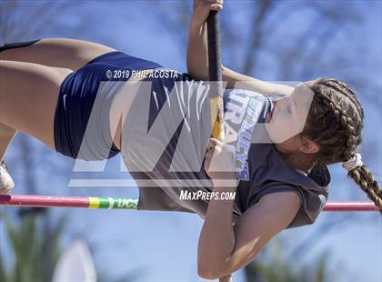 Thumbnail 1 in Covina Invitational  photogallery.