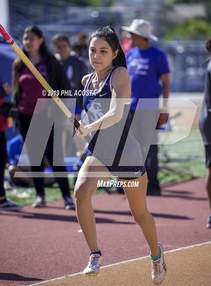Thumbnail 2 in Covina Invitational  photogallery.