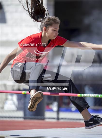 Thumbnail 2 in Covina Invitational  photogallery.