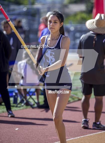 Thumbnail 1 in Covina Invitational  photogallery.