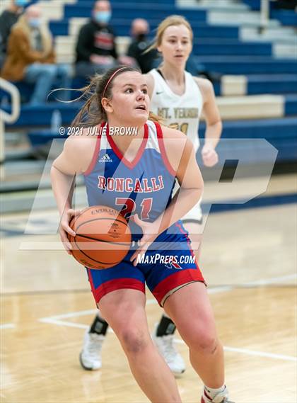 Thumbnail 1 in Mt. Vernon vs Roncalli (IHSAA 4A Regional semi-final) photogallery.