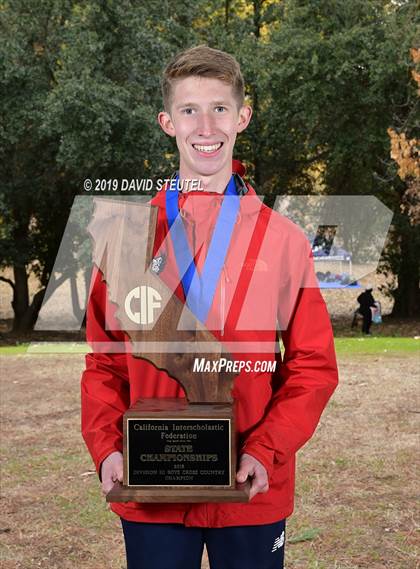 Thumbnail 1 in CIF State Cross Country Championships (Boys Awards) photogallery.