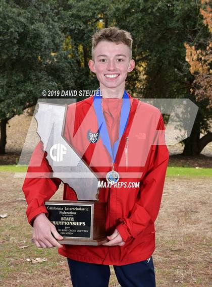 Thumbnail 1 in CIF State Cross Country Championships (Boys Awards) photogallery.