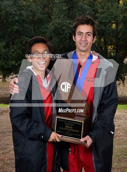 Thumbnail 2 in CIF State Cross Country Championships (Boys Awards) photogallery.