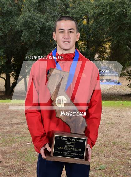 Thumbnail 1 in CIF State Cross Country Championships (Boys Awards) photogallery.