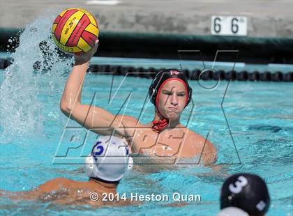 Thumbnail 3 in Palos Verdes vs Valencia (Weisz Cup) photogallery.