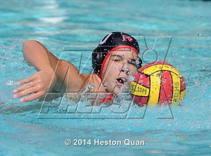Thumbnail 3 in Palos Verdes vs Valencia (Weisz Cup) photogallery.