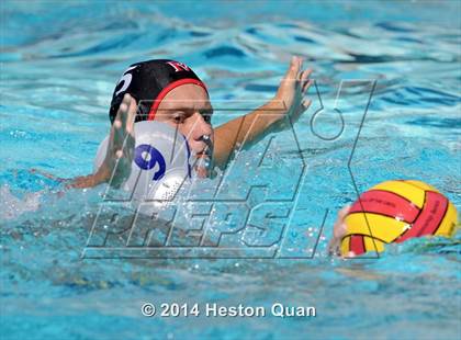 Thumbnail 3 in Palos Verdes vs Valencia (Weisz Cup) photogallery.