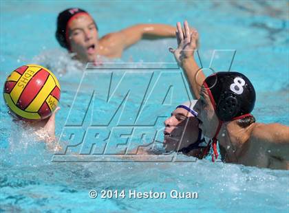 Thumbnail 2 in Palos Verdes vs Valencia (Weisz Cup) photogallery.