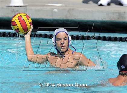 Thumbnail 2 in Palos Verdes vs Valencia (Weisz Cup) photogallery.