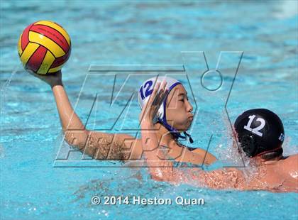 Thumbnail 1 in Palos Verdes vs Valencia (Weisz Cup) photogallery.