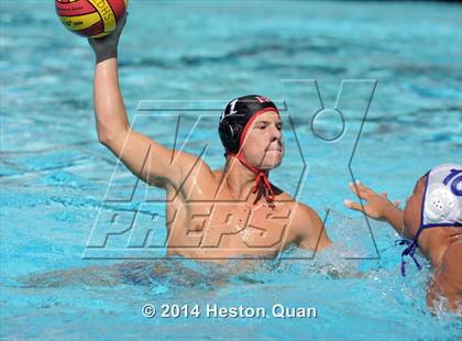 Thumbnail 2 in Palos Verdes vs Valencia (Weisz Cup) photogallery.