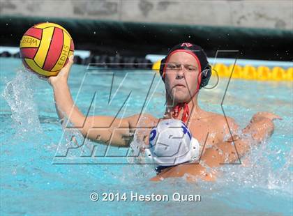 Thumbnail 2 in Palos Verdes vs Valencia (Weisz Cup) photogallery.