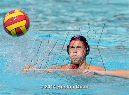 Thumbnail 3 in Palos Verdes vs Valencia (Weisz Cup) photogallery.