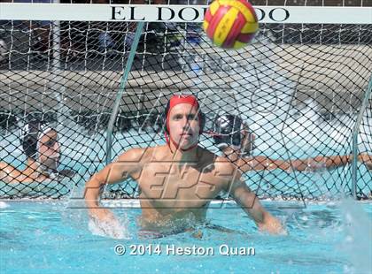 Thumbnail 3 in Palos Verdes vs Valencia (Weisz Cup) photogallery.