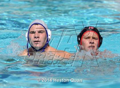 Thumbnail 3 in Palos Verdes vs Valencia (Weisz Cup) photogallery.