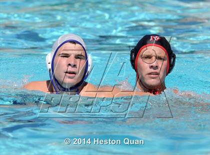 Thumbnail 2 in Palos Verdes vs Valencia (Weisz Cup) photogallery.