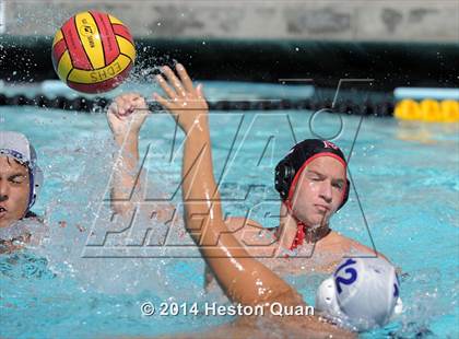 Thumbnail 2 in Palos Verdes vs Valencia (Weisz Cup) photogallery.