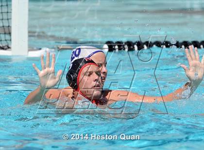 Thumbnail 3 in Palos Verdes vs Valencia (Weisz Cup) photogallery.