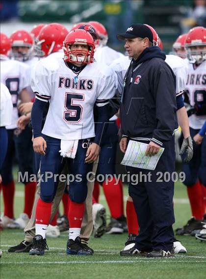 Thumbnail 2 in Chenango Forks vs. Southwestern (NYSPHSAA Class C Semifinal) photogallery.