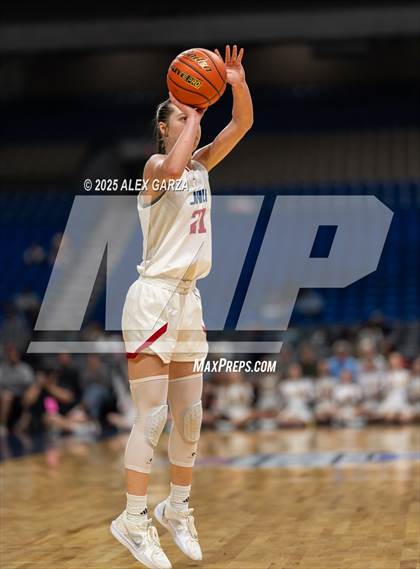 Thumbnail 1 in Fairfield vs. Jim Ned (UIL 3A Basketball Division I Final) photogallery.
