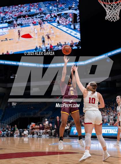 Thumbnail 2 in Fairfield vs. Jim Ned (UIL 3A Basketball Division I Final) photogallery.