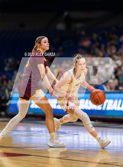 Thumbnail 3 in Fairfield vs. Jim Ned (UIL 3A Basketball Division I Final) photogallery.