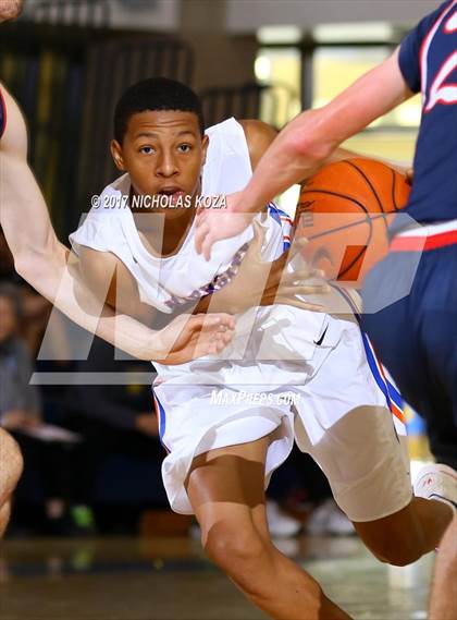 Thumbnail 2 in University vs. Brentwood School (MLK Day Showdown) photogallery.