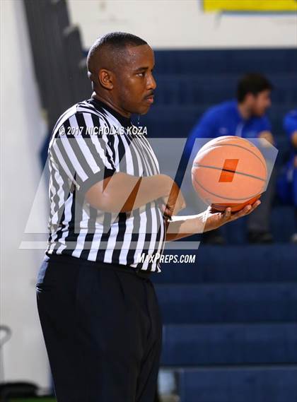 Thumbnail 3 in University vs. Brentwood School (MLK Day Showdown) photogallery.