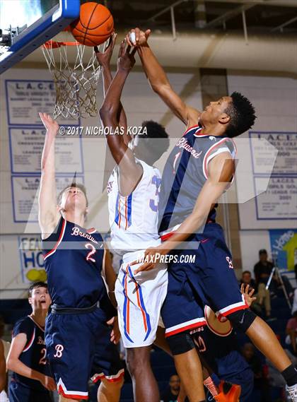Thumbnail 2 in University vs. Brentwood School (MLK Day Showdown) photogallery.