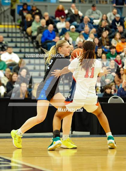 Thumbnail 2 in Cicero-North Syracuse vs Liverpool (NYSPHSAA Section III Sectional FINALS Class AAA) photogallery.