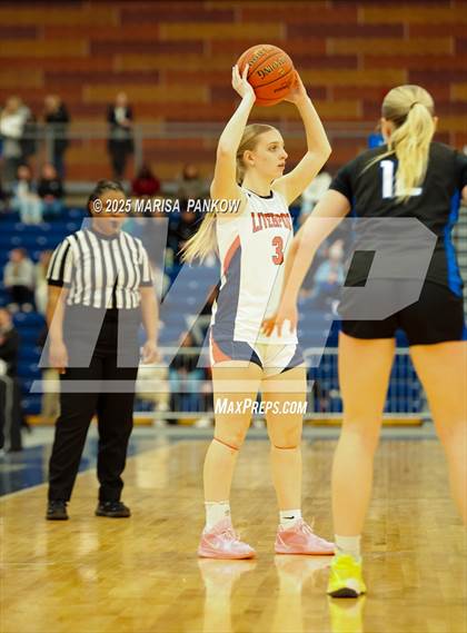 Thumbnail 2 in Cicero-North Syracuse vs Liverpool (NYSPHSAA Section III Sectional FINALS Class AAA) photogallery.