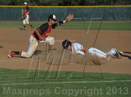 Thumbnail 2 in Sutter vs. Yreka (CIF NS D2 Final) photogallery.
