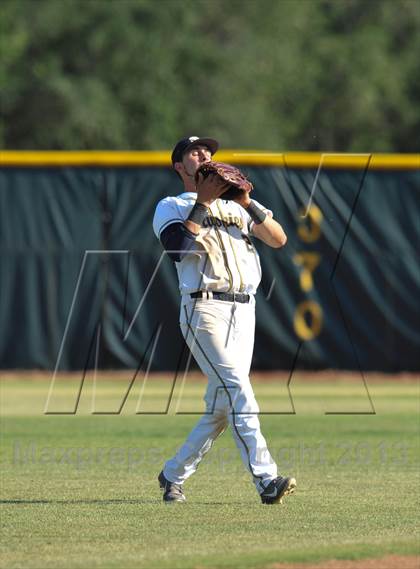 Thumbnail 3 in Sutter vs. Yreka (CIF NS D2 Final) photogallery.