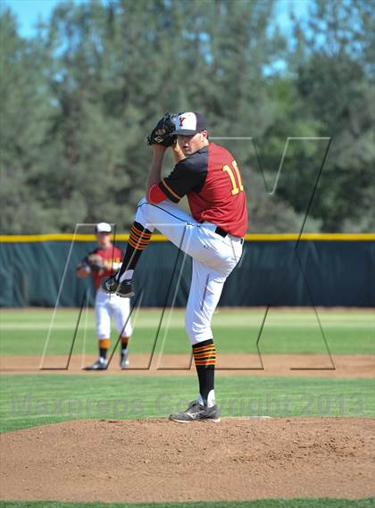 Thumbnail 1 in Sutter vs. Yreka (CIF NS D2 Final) photogallery.