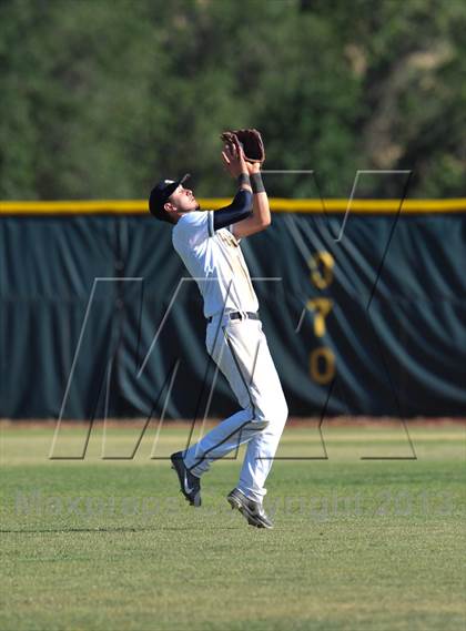 Thumbnail 3 in Sutter vs. Yreka (CIF NS D2 Final) photogallery.