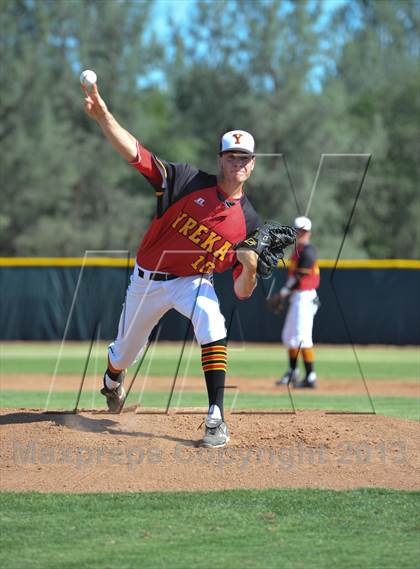 Thumbnail 1 in Sutter vs. Yreka (CIF NS D2 Final) photogallery.