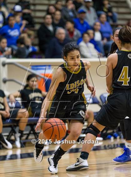 Thumbnail 3 in Edison @ Lanier photogallery.