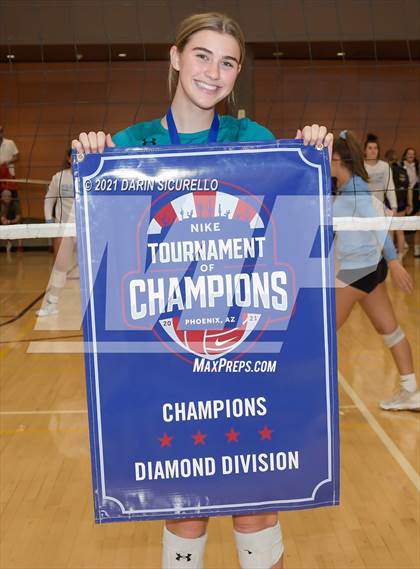 Thumbnail 3 in Highland vs Queen Creek (Nike Tournament of Champions) - Diamond Division - Final photogallery.
